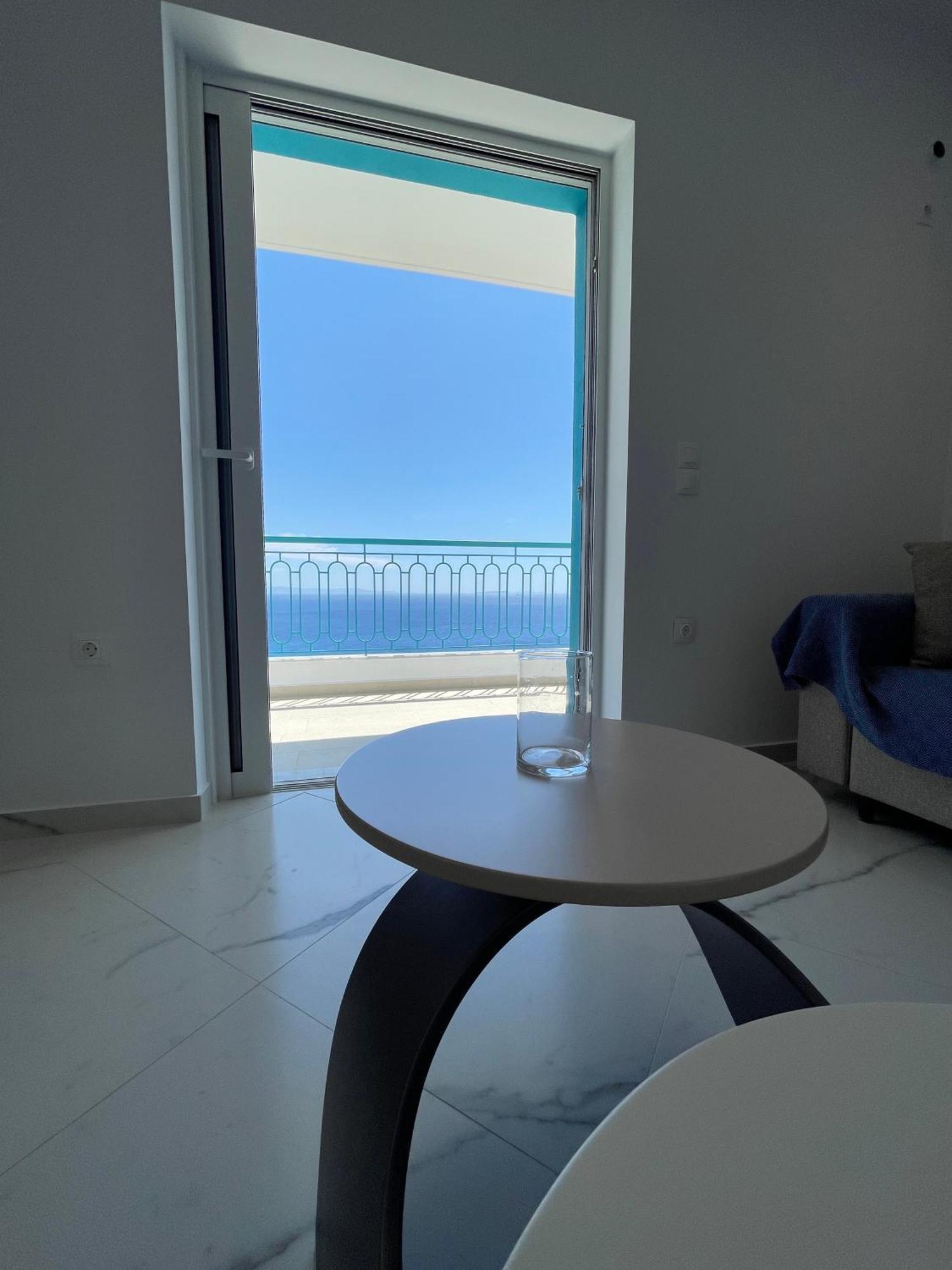 Endless Blue Apartments Dhërmi Extérieur photo