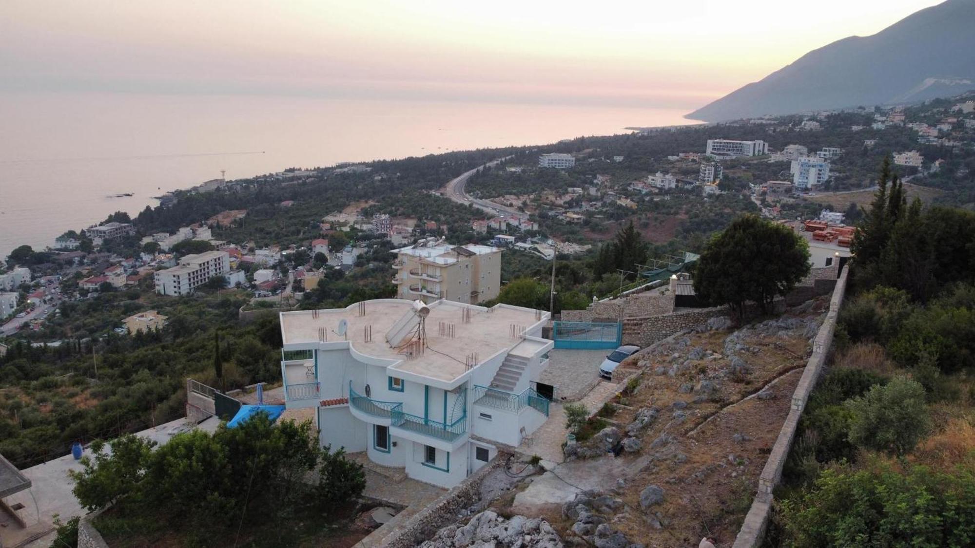 Endless Blue Apartments Dhërmi Extérieur photo